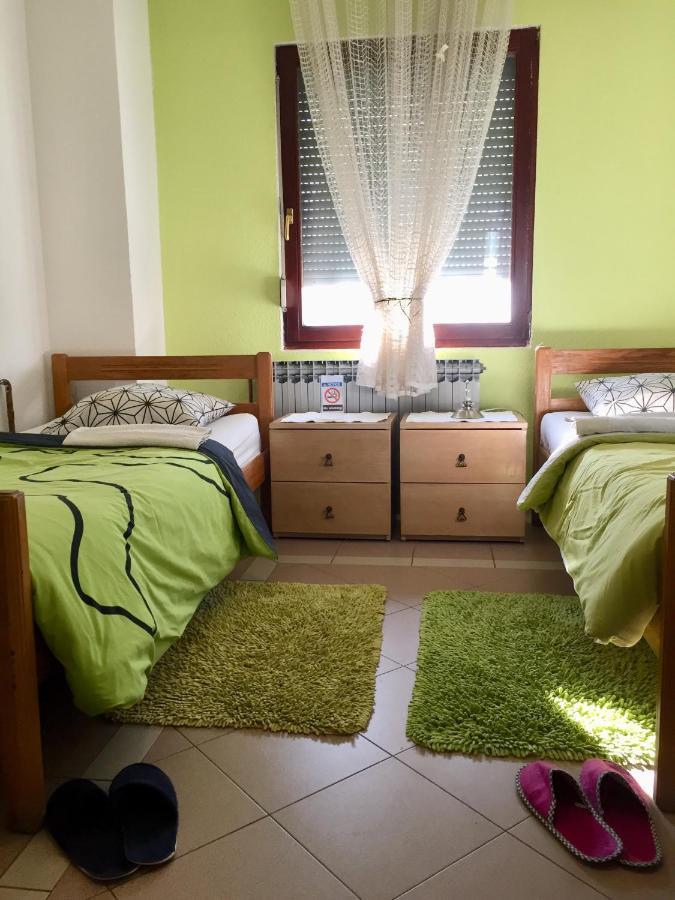 Hostel Lega House Осиек Экстерьер фото