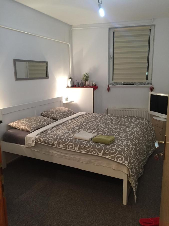 Hostel Lega House Осиек Экстерьер фото