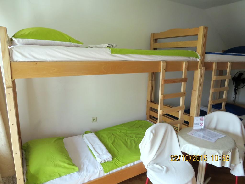 Hostel Lega House Осиек Номер фото