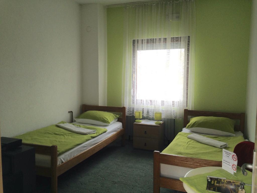 Hostel Lega House Осиек Экстерьер фото