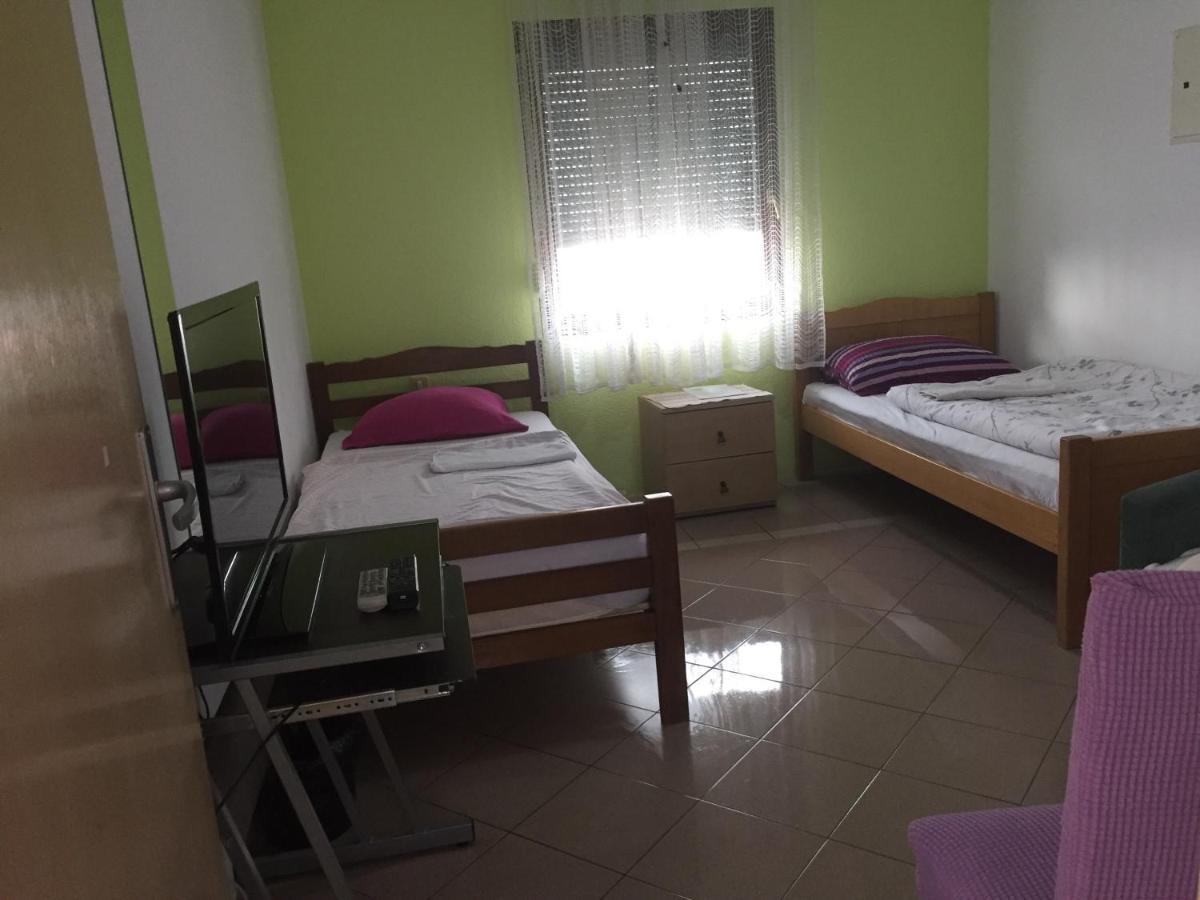 Hostel Lega House Осиек Экстерьер фото